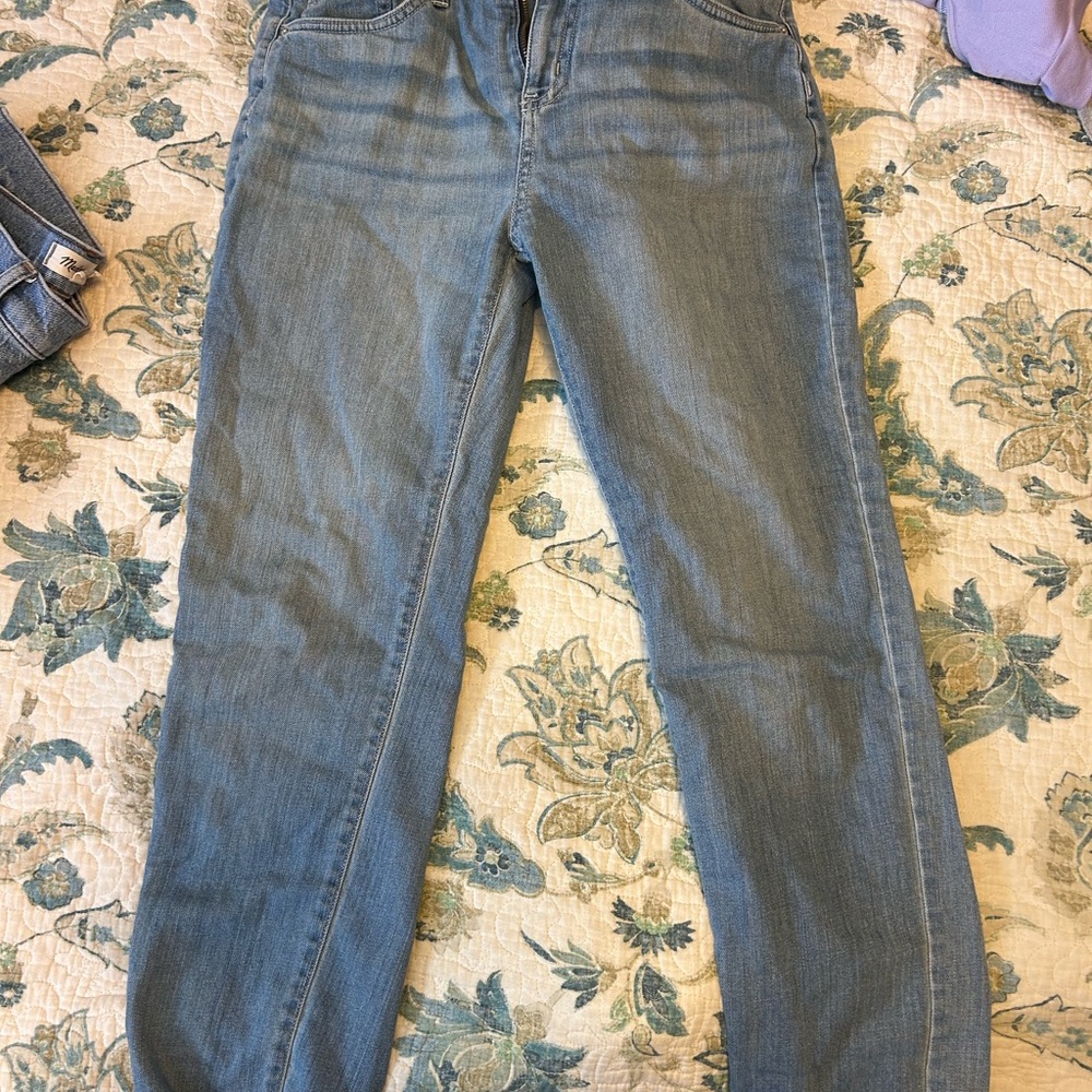 Eddie Bauer Light Blue Women's Straight Leg Jeans